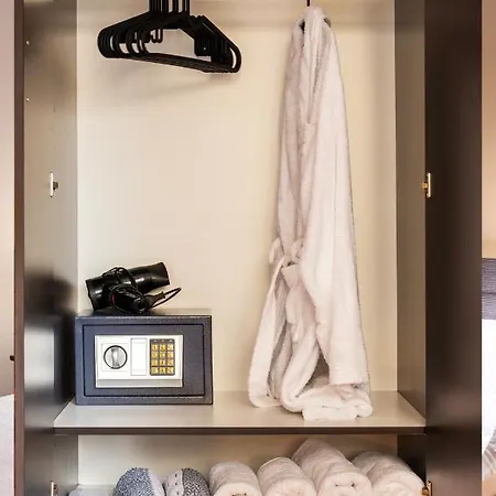 Charlie City Center Room Athens Exterior photo